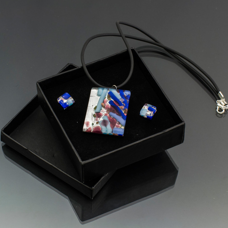 Set argento, celeste, blu e viola Set argento, celeste, blu e viola