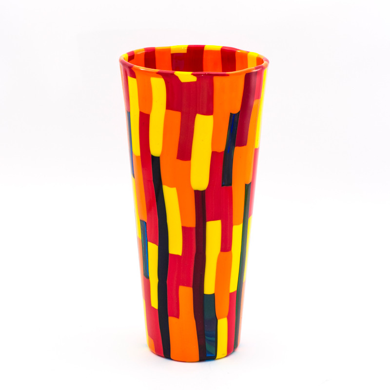 Vaso rosso, arancio e giallo